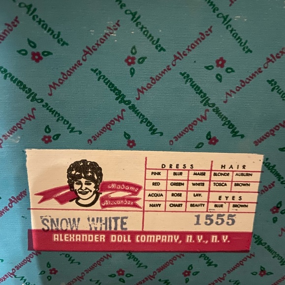 Vintage SNOW WHITE Madame Alexander 1555. Original box. About 13” - Picture 7 of 10